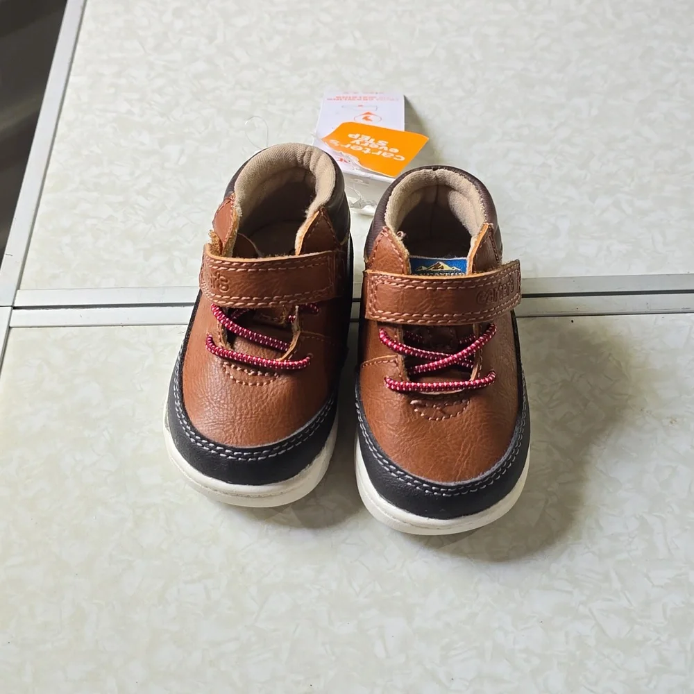 Carters‎ baby boy winter boots size 2.5 NWT